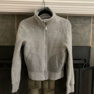 Lululemon, size 4, gray wool zip up!